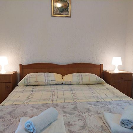 Apartments Hodanic Krk Town Zimmer foto
